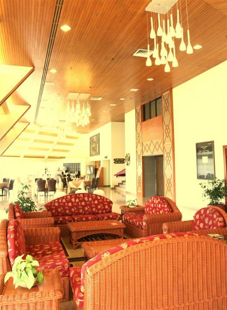 Oyo 89693 Perkasa Hotel Keningau Near Hospital Keningau Екстериор снимка