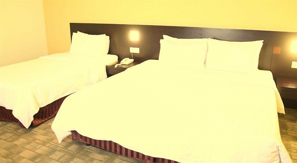 Oyo 89693 Perkasa Hotel Keningau Near Hospital Keningau Екстериор снимка