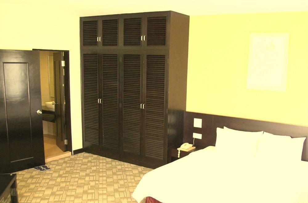 Oyo 89693 Perkasa Hotel Keningau Near Hospital Keningau Екстериор снимка
