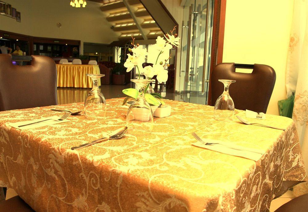 Oyo 89693 Perkasa Hotel Keningau Near Hospital Keningau Екстериор снимка