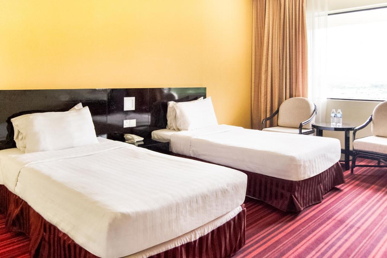 Oyo 89693 Perkasa Hotel Keningau Near Hospital Keningau Екстериор снимка