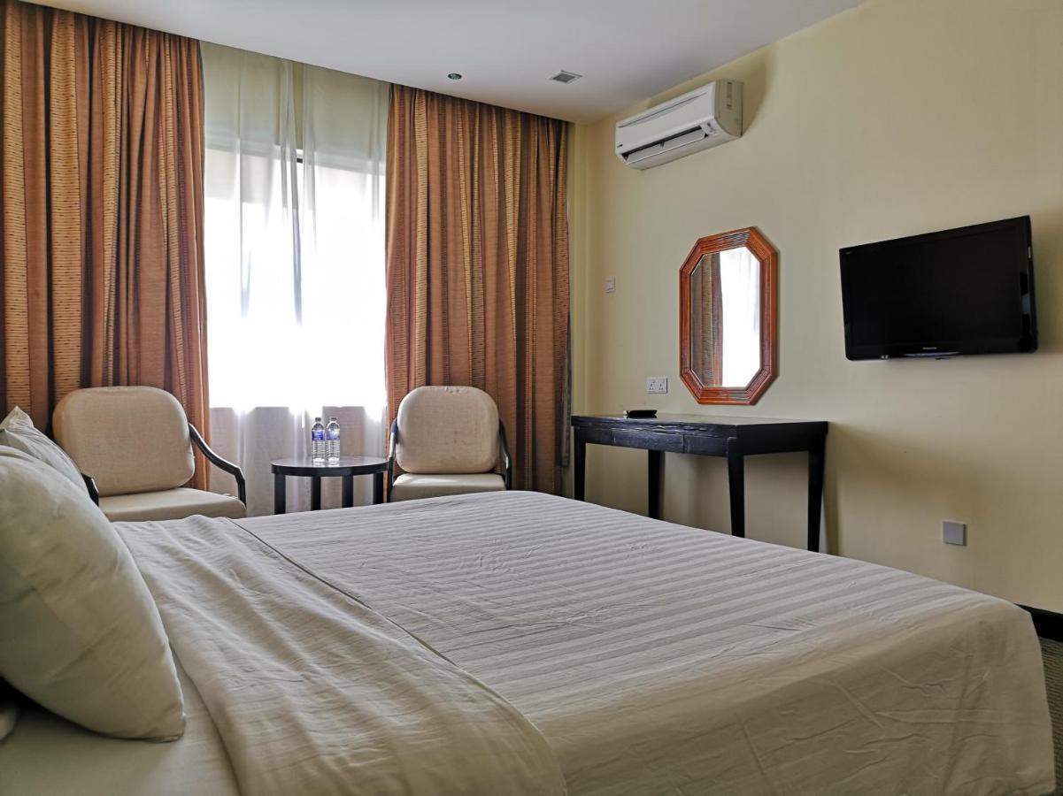 Oyo 89693 Perkasa Hotel Keningau Near Hospital Keningau Екстериор снимка